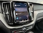 Volvo XC60 T6 Plug-in hybrid AWD Plus Bright | Trekhaak | 360 Camera | Panoramadak | Elektrische Voorstoelen verwarmd | BLIS | Adaptive Cruise