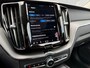 Volvo XC60 T6 Plug-in hybrid AWD Plus Bright | Trekhaak | 360 Camera | Panoramadak | Elektrische Voorstoelen verwarmd | BLIS | Adaptive Cruise