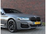 BMW 5-Serie Touring 530e xDrive *Pano*H/K*Laser*Trekhaak*