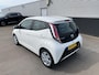 Toyota Aygo 1.0 VVT-i x-play | Airconditioning |  Achteruitrij camera | Bluetooth telefoonvoorbereiding | Centrale deurvergrendeling met afstandsbediening |