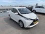 Toyota Aygo 1.0 VVT-i x-play | Airconditioning |  Achteruitrij camera | Bluetooth telefoonvoorbereiding | Centrale deurvergrendeling met afstandsbediening |
