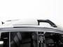 Volkswagen Touran R-line 1.5 150 PK DSG Automaat | LED | Navigatie | Adaptieve Cruise Control | Stoelverwarming |