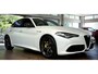 Alfa Romeo Giulia 2.0 T Veloce ti | 280 PK | | Carbon Elementen | | Awd |