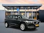 Volvo XC60 T5 Momentum | Leder | Stoelverwarming | Trekhaak | BLIS | Navigatie | Apple Carplay | DAB | Park Assist V+A | Aut. Dimmende binnen/buitenspiegel