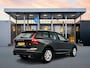 Volvo XC60 T5 Momentum | Leder | Stoelverwarming | Trekhaak | BLIS | Navigatie | Apple Carplay | DAB | Park Assist V+A | Aut. Dimmende binnen/buitenspiegel