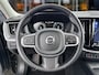 Volvo XC60 T5 Momentum | Leder | Stoelverwarming | Trekhaak | BLIS | Navigatie | Apple Carplay | DAB | Park Assist V+A | Aut. Dimmende binnen/buitenspiegel