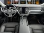 Volvo XC60 T5 Momentum | Leder | Stoelverwarming | Trekhaak | BLIS | Navigatie | Apple Carplay | DAB | Park Assist V+A | Aut. Dimmende binnen/buitenspiegel