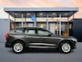 Volvo XC60 T5 Momentum | Leder | Stoelverwarming | Trekhaak | BLIS | Navigatie | Apple Carplay | DAB | Park Assist V+A | Aut. Dimmende binnen/buitenspiegel
