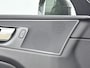 Volvo XC60 T5 Momentum | Leder | Stoelverwarming | Trekhaak | BLIS | Navigatie | Apple Carplay | DAB | Park Assist V+A | Aut. Dimmende binnen/buitenspiegel