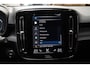 Volvo XC40 T4 Plug In Hybride R-Design 211pk Automaat| Panoramadak | Harman/Kardon | 360 Graden Parkeercamera | Stoel & Stuurverwarming | Elektrische Stoelen incl. Memory | Full Map Navigatiesysteem |