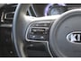 Kia Niro 1.6 GDi PHEV DynamicPlusLine AUTOMAAT/Navigatie/Climate control/Adaptive cruise control/Lane assist/Apple carplay/Achteruitrijcamera/Parkeersensoren rondom/Stoelverwarming/Stuurverwarming/Dodehoek detectie/Keyless/DAB/Bluetooth/VESS/Spraakbediening/16'' L