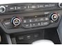 Kia Niro 1.6 GDi PHEV DynamicPlusLine AUTOMAAT/Navigatie/Climate control/Adaptive cruise control/Lane assist/Apple carplay/Achteruitrijcamera/Parkeersensoren rondom/Stoelverwarming/Stuurverwarming/Dodehoek detectie/Keyless/DAB/Bluetooth/VESS/Spraakbediening/16'' L