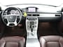 Volvo V70 T4 Limited Edition | Trekhaak | Lederen interieur | Stoelverwarming | Climate Control | High Performance Audio |