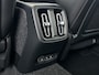 Volvo XC40 Recharge P8 AWD R-Design | Elektr. verst. stoelen | Parkeercamera | Achterbankverwarming | Adaptieve cruise | BLIS | Stoel/stuurverwarming | Leder/Nubuck |