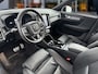 Volvo XC40 Recharge P8 AWD R-Design | Elektr. verst. stoelen | Parkeercamera | Achterbankverwarming | Adaptieve cruise | BLIS | Stoel/stuurverwarming | Leder/Nubuck |