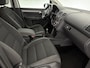 Volkswagen Touran 1.2 TSI | 7 Persoons | Clima Cruisecontrol 17"LMV Parkeersensoren