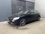 Volvo V40 1.5 T3 Nordic+ | Automaat | Stoelverwarming | Standkachel | Navigatie | 17 Inch