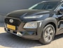 Hyundai Kona 1.6 GDI HEV Fashion / Eerste Eigenaar / Dealeronderhouden / Trekhaak / 1300KG Trekgewicht / Navigatie Via Apple carplay of Android auto / Stoel+Stuur Verwarming / Achteruitrij Camera / Blindspot /