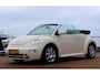 Volkswagen Beetle New Cabriolet 2.0 Automaat Highline 90DKM! Leer