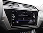 Volkswagen Touran 1.5 TSI Comfortline Business 7-Zits | Achteruitrijcamera | Parkeersensoren | Stoelverwarming | Airco |