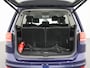 Volkswagen Touran 1.5 TSI Comfortline Business 7-Zits | Achteruitrijcamera | Parkeersensoren | Stoelverwarming | Airco |