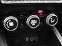 Renault Captur E-Tech Plug-in Hybrid 160pk Initiale paris | Accuscore 96% | Schuif/kantel dak | Stoel en stuurverwarming | Achteruitrijcamera | Leder |