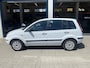 Ford Fusion 1.4-16V Comfort NIEUWE APK 06-2026/ 4 NIEUWE BANDEN