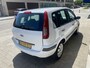 Ford Fusion 1.4-16V Comfort NIEUWE APK 06-2026/ 4 NIEUWE BANDEN