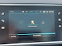 Peugeot 308 1.5 HDi 130pk Premium | Climate control | Navigatie | Trekhaak (1400kg) | Panorama dak | 17