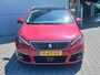 Peugeot 308 1.5 HDi 130pk Premium | Climate control | Navigatie | Trekhaak (1400kg) | Panorama dak | 17