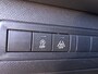 Peugeot 308 1.5 HDi 130pk Premium | Climate control | Navigatie | Trekhaak (1400kg) | Panorama dak | 17
