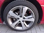 Peugeot 308 1.5 HDi 130pk Premium | Climate control | Navigatie | Trekhaak (1400kg) | Panorama dak | 17