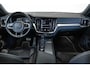 Volvo V60 T4 Automaat R-Design | Dealer onderhouden | Polestar Engineered | Sportonderstel | Panoramadak | Parkeer Camera | Park Assist voor en Achter | Privacy Glas | 19"Lichtmetalen velgen | Stoelverwarming | Lederen bekleding | 19'' Lichtmetalen velgen
