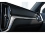 Volvo V60 T4 Automaat R-Design | Dealer onderhouden | Polestar Engineered | Sportonderstel | Panoramadak | Parkeer Camera | Park Assist voor en Achter | Privacy Glas | 19"Lichtmetalen velgen | Stoelverwarming | Lederen bekleding | 19'' Lichtmetalen velgen
