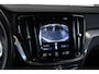 Volvo V60 T4 Automaat R-Design | Dealer onderhouden | Polestar Engineered | Sportonderstel | Panoramadak | Parkeer Camera | Park Assist voor en Achter | Privacy Glas | 19"Lichtmetalen velgen | Stoelverwarming | Lederen bekleding | 19'' Lichtmetalen velgen