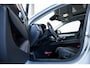 Volvo V90 T6 Automaat Plug-in hybrid AWD Ultra Dark | Adaptive cruise control | 360° parkeercamera | Parkeersensoren voor + achter | Harman Kardon premium audio | Lederen bekleding | Panoramadak | Wegklapbare trekhaak | BLIS | Google infotainment