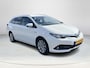 Toyota Auris Touring Sports 1.8 Hybrid Dynamic | Trekhaak | Stoelverwarming | Keyless entry | Parkeercamera |