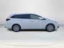 Toyota Auris Touring Sports 1.8 Hybrid Dynamic | Trekhaak | Stoelverwarming | Keyless entry | Parkeercamera |