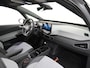 Volkswagen ID.3 Gereserveerd 58kWh 204PK Navi-Pro Adap.Cruise Lmv 18" Camera Apple Carplay Android Auto Stoel-Stuurverwarming Cruise Control Pdc Dab Keyless Matrix LED Business Pro Edition Advantage DAB+ Bluetooth Regensensor Rijstrooksensor Verkeersbord detectie €41.600,- Nieuw! Grootste accu
