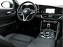 Alfa Romeo Giulia 2.0T Super Black-Line 200 Pk Aut. *NAVI-FULLMAP | 1/2-LEATHER | DAB | ECC | PDC | CRUISE | COMFORT-SEATS | BREMSA-BRAKES | 17"ALU*.