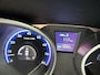 Hyundai ix35 2.0i Style van 2de Eigenaar met parkeercamera en trekhaak en airco en bluetooth telefoon