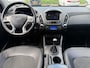 Hyundai ix35 2.0i Style van 2de Eigenaar met parkeercamera en trekhaak en airco en bluetooth telefoon