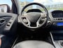 Hyundai ix35 2.0i Style van 2de Eigenaar met parkeercamera en trekhaak en airco en bluetooth telefoon
