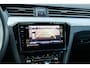 Volkswagen Passat Variant 1.5 TSI 150pk DSG R-Line Business + | Panoramadak | Leer | Stoelverwarming | Achteruitrijcamera