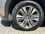 Peugeot 2008 1.2 Turbo 110 PK Allure | Volledig dealer onderhouden | Navigatie | Trekhaak 1250 KG | Hoge Zitpositie | Parkeersensoren | Climate Control | Cruise Control | 16" Lichtmetalen Velgen | Dakrails |