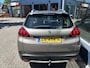 Peugeot 2008 1.2 Turbo 110 PK Allure | Volledig dealer onderhouden | Navigatie | Trekhaak 1250 KG | Hoge Zitpositie | Parkeersensoren | Climate Control | Cruise Control | 16" Lichtmetalen Velgen | Dakrails |