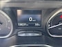Peugeot 2008 1.2 Turbo 110 PK Allure | Volledig dealer onderhouden | Navigatie | Trekhaak 1250 KG | Hoge Zitpositie | Parkeersensoren | Climate Control | Cruise Control | 16" Lichtmetalen Velgen | Dakrails |
