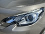 Peugeot 2008 1.2 Turbo 110 PK Allure | Volledig dealer onderhouden | Navigatie | Trekhaak 1250 KG | Hoge Zitpositie | Parkeersensoren | Climate Control | Cruise Control | 16" Lichtmetalen Velgen | Dakrails |