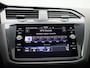 Volkswagen Tiguan 1.5 TSI R-Line Business | Achteruitrijcamera | Trekhaak |  Adaptive cruise control | Stoelverwarming | Navigatie | 19 inch licht metalen velgen | Panorama schuif-/kanteldak |