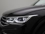 Volkswagen Tiguan 1.5 TSI R-Line Business | Achteruitrijcamera | Trekhaak |  Adaptive cruise control | Stoelverwarming | Navigatie | 19 inch licht metalen velgen | Panorama schuif-/kanteldak |